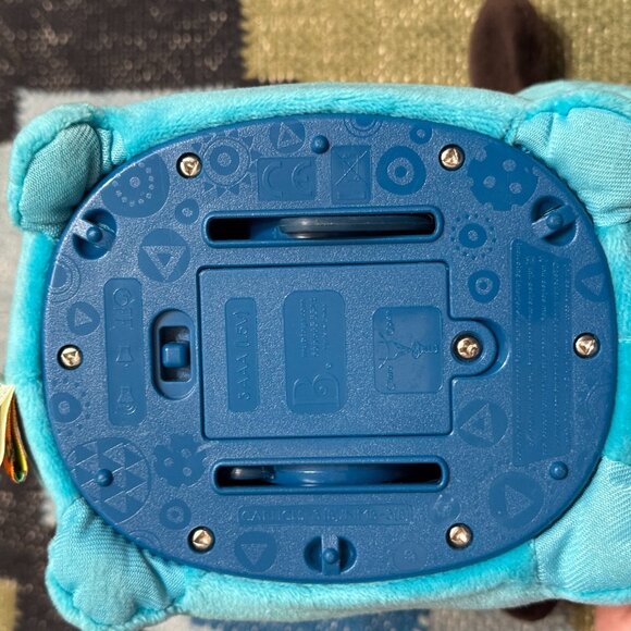 B. Toys Wobble 'n Go Woofer Interactive Animated Plush Toy, Blue Dog - Picture 10 of 16